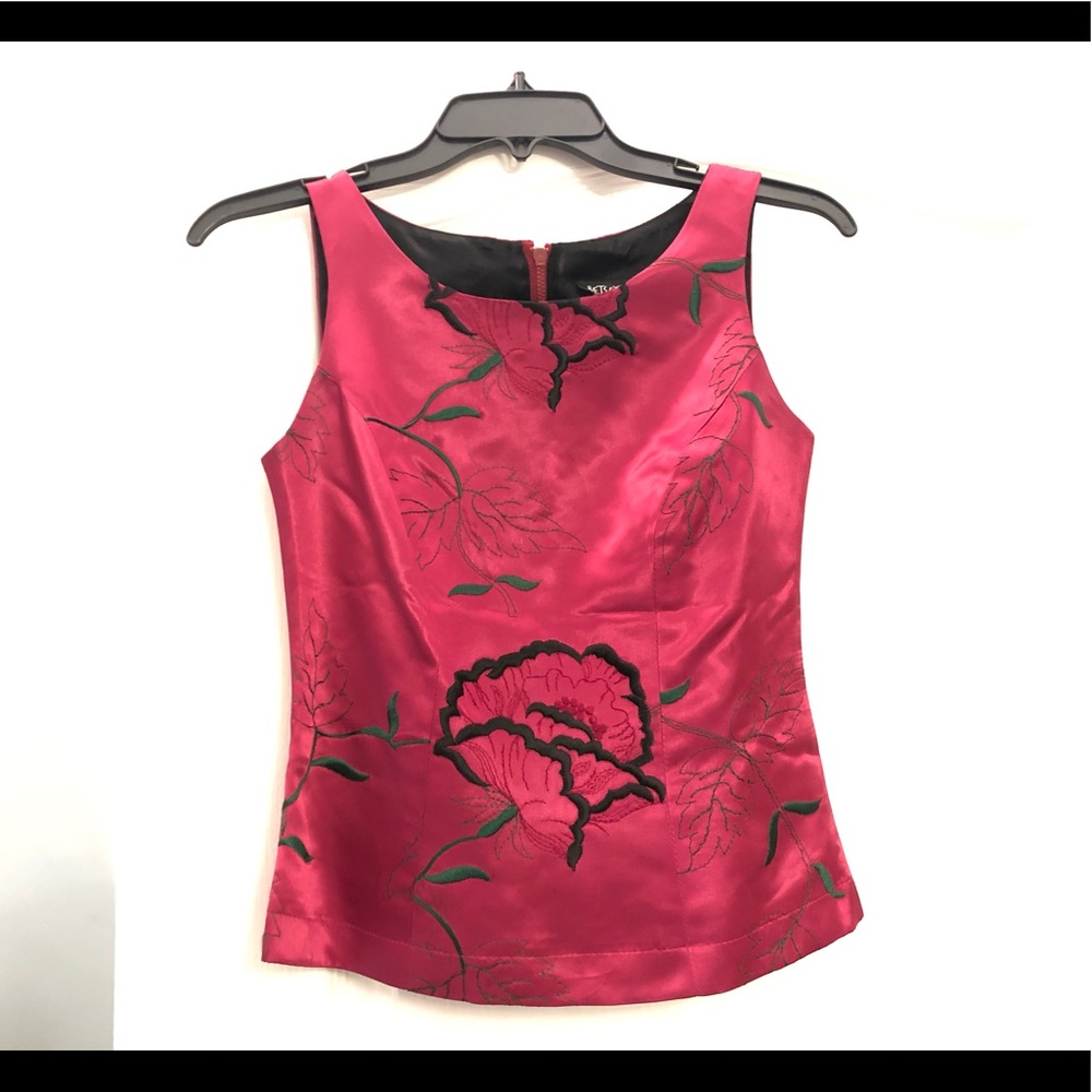 Embroidery silky top sleeveless